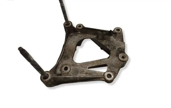 Chrysler Pacifica A/C compressor mount bracket 05281379AA 15634