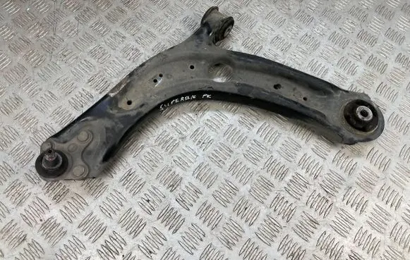 Front lower control arm/wishbone