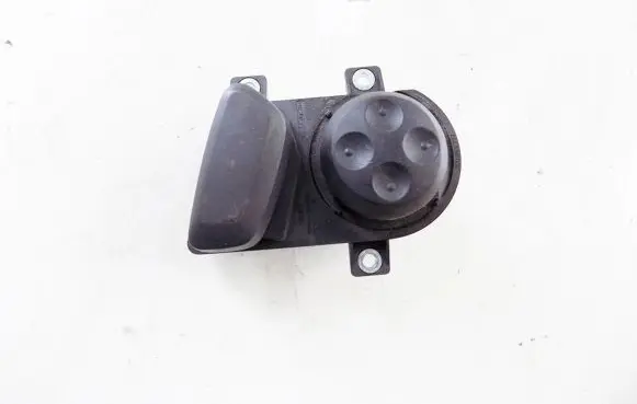 Volkswagen PASSAT B6 Seat adjustment knob 