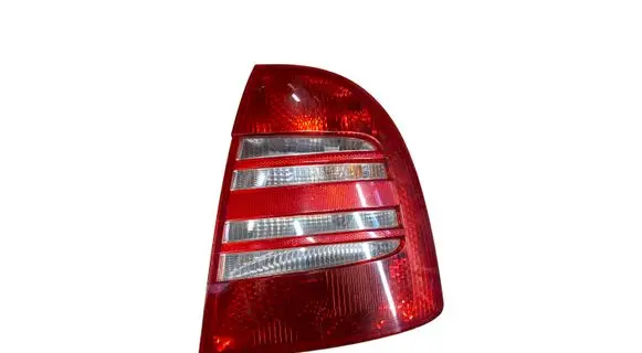 Skoda Superb B5 (3U) Rear/tail lights 3U5945112 3U5945096