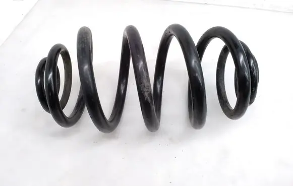 Opel Zafira C Rear coil spring