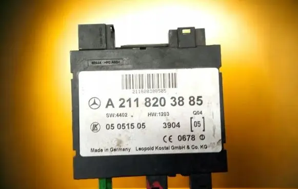 Mercedes-Benz CLS C219 Other control units/modules 2118203885