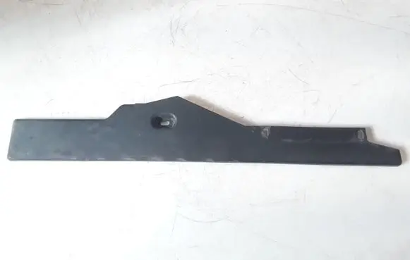 Mercedes-Benz E W124 Radiator trim 1245051288
