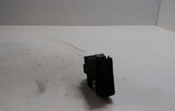Mercedes-Benz ML W163 Headlight level height control switch A1638200010 04001300