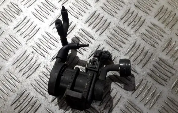 Mercedes-Benz E W210 Turbo solenoid valve 4715396 4522371