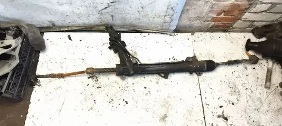 BMW 5 E60 E61 Steering rack 7853501232