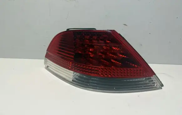 Rear/tail lights