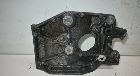 Citroen C4 I A/C compressor mount bracket 9646719580