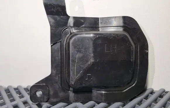 Toyota C-HR I Headlight/headlamp dust cover 87912F4020