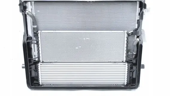 BMW 7 G70 Radiator set 7925815