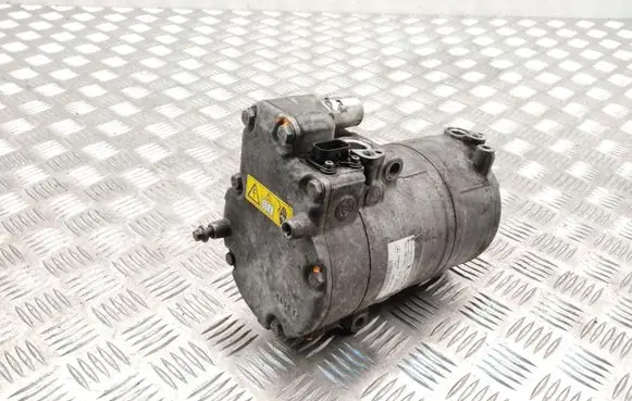 Mercedes-Benz E W212 Air conditioning (A/C) compressor (pump) A0038301660