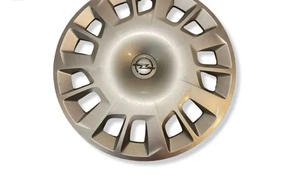 Opel Combo E R16 wheel hub/cap/trim YP00112980 YP00113080 YP00126480