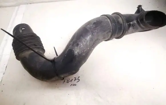 Fiat Punto (188) Air intake hose/pipe a947