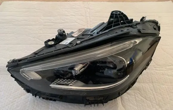 Mercedes-Benz C W206 Headlight/headlamp A2069062903 LE19A6438