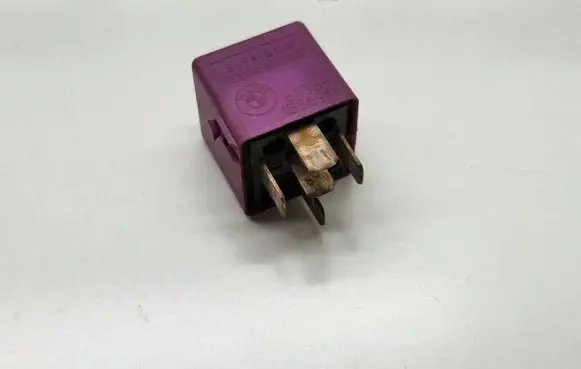 BMW X5 E53 Other relay 1388911