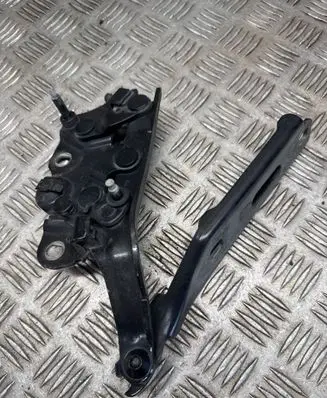 Audi A3 S3 8V Engine bonnet/hood hinges 8V0823302 RH30S1 39409S