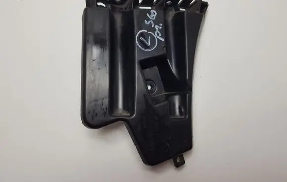 Volvo S60 Front bumper mounting bracket 30796625