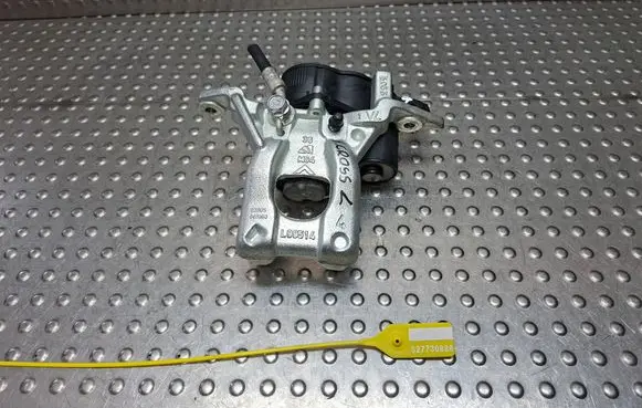 Toyota Yaris Cross Rear brake caliper S27730888 463100D020