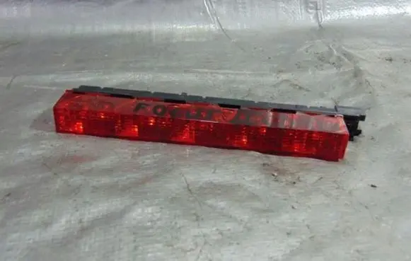 Ford Focus Third/center stoplight