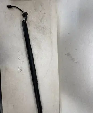 BMW X6 G06 Tailgate/trunk strut/damper 727798