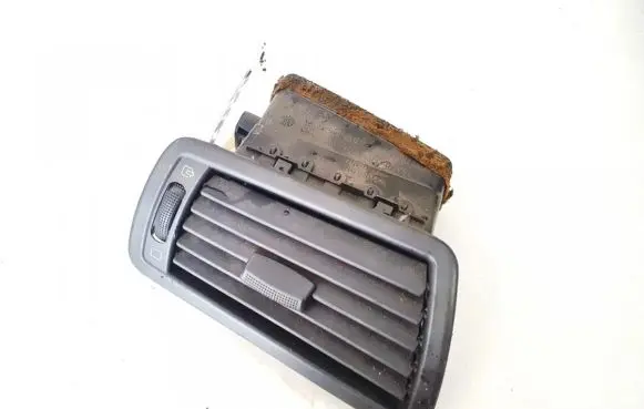 Fiat Ulysse Dash center air vent grill 1484109077