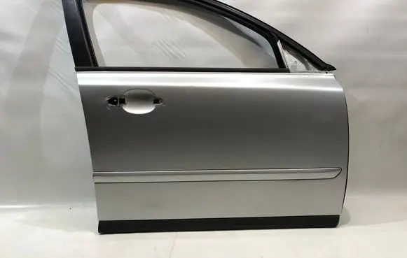 Volvo V50 Front door