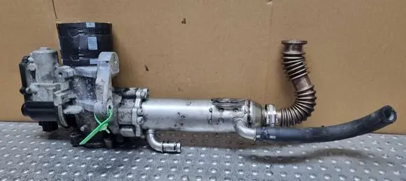 Volvo V70 EGR valve 312198743