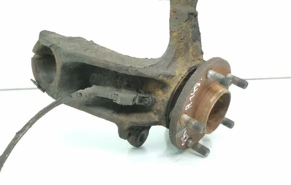 Front wheel hub spindle knuckle