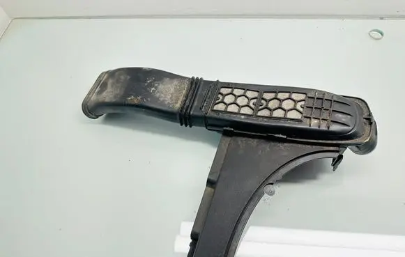 Renault Talisman Air intake duct part 165556458R 165551527R