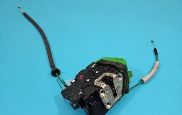 Hyundai i40 Front door lock 81320-3Z010 IMPRK1435125