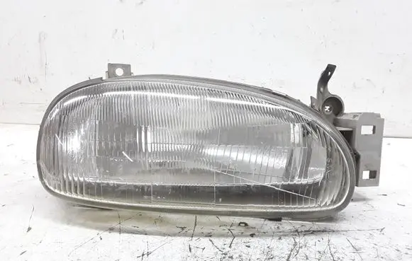 Mazda 121 Headlight/headlamp E20290061