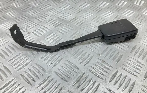 Audi TT TTS Mk2 Front seatbelt buckle 8P0857755B
