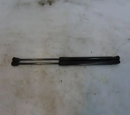 Hyundai i20 (GB IB) Shock absorber/damper mounting bracket 