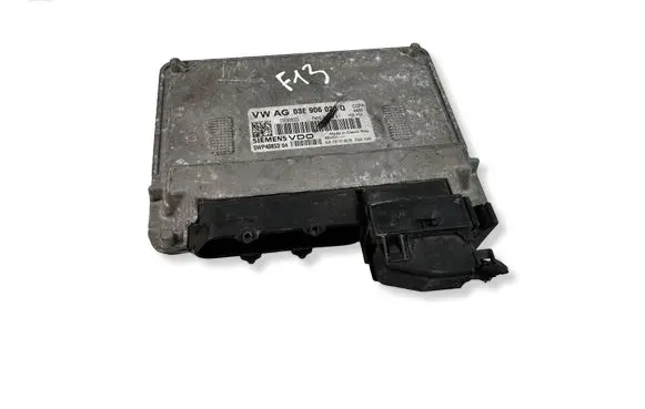 Skoda Fabia Mk2 (5J) Engine control unit/module 03E906023Q 03E906023 5WP40853