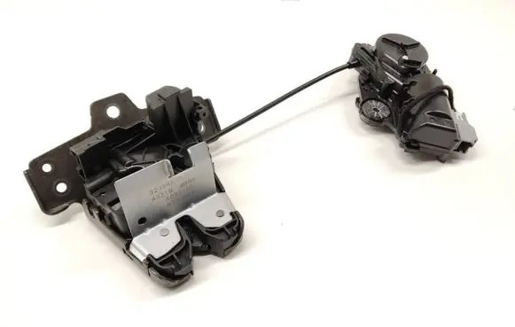 Volvo V60 Tailgate lock loop/hook striker 32394629 4331B A080105