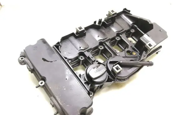 Mercedes-Benz E W211 Rocker cam cover A2710101030