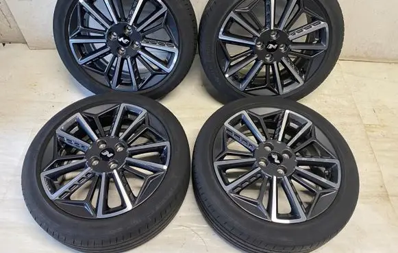 R16 alloy rim