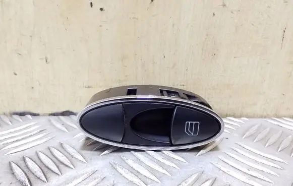 Mercedes-Benz CLS C219 Electric window control switch A2118219958
