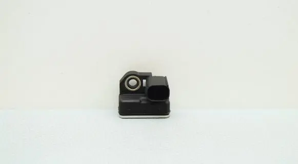 Mercedes-Benz E W213 Airbag deployment crash/impact sensor A0009057802