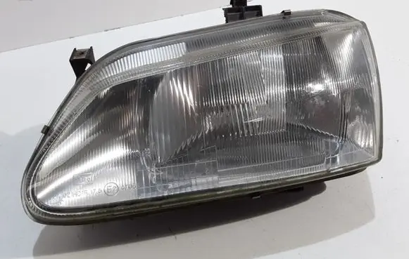 Renault Megane I Headlight/headlamp
