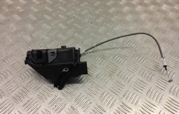 Opel Mokka X Front door lock PSA444555