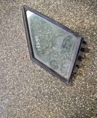 Toyota Corolla Verso AR10 Front door vent window glass four-door 