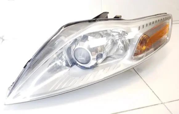 Ford Mondeo MK IV Headlight/headlamp BS7113D155AE