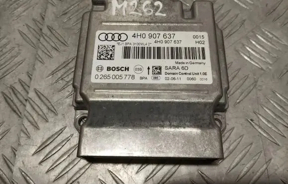 Audi A8 S8 D4 4H Airbag control unit/module 4H0907637