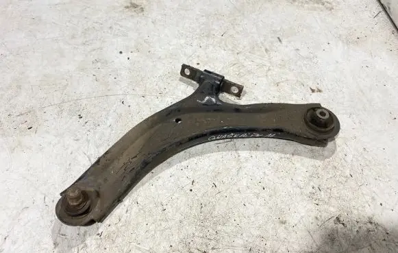 Nissan Qashqai Front lower control arm/wishbone
