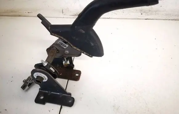 Handbrake/parking brake lever assembly