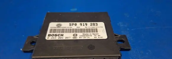 Volkswagen Golf V Parking PDC control unit/module 5p0919283