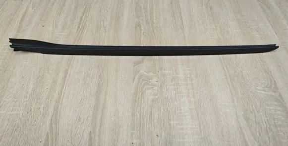 BMW 4 G22 G23 G24 G26 Windshield trim 7933087