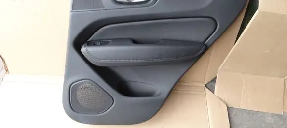 Volvo XC60 Rear door card panel trim
