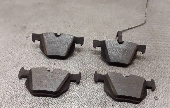 BMW 5 E60 E61 Brake pads (rear) 
